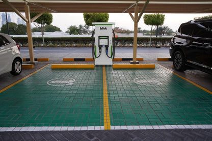 Blink 120kW DC Fast EV Charger – Dual-Port Commercial Charging Station